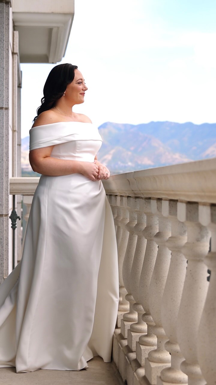 Love looks pretty on these two 🤍
Reminiscing about this beautiful wedding last summer at the stunning red butte garden 🌺 
•
•
•
#DestinationWeddingVideographer
#UtahWeddingVideographer
#DestinationWeddingUtah
#UtahWeddingFilm
#WeddingVideographer
#UtahWeddingInspiration
#UtahWeddings 
#WeddingVideography 
#WeddingFilm 
#WeddingInspiration
#coopthackproductions 
#coloradoweddingvideographer 
#californiaweddingvideographer 
#arizonaweddingvideographer 
#washingtonweddingvideographer 
#scweddingvideographer
#FirstLook