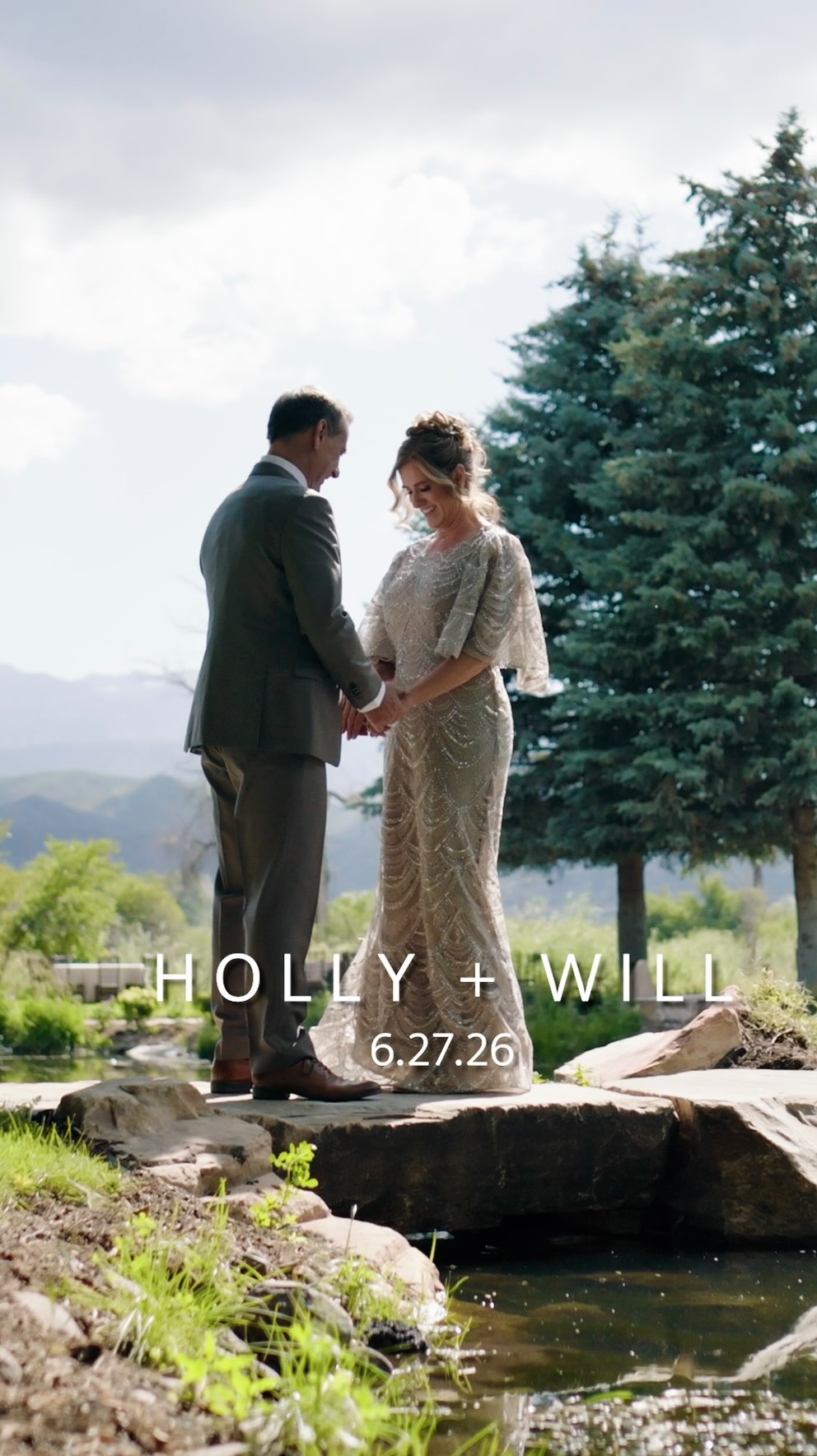 Teaser Film for Holly + Will 🤍
From the moment we arrived you could tell this day was special. This wedding brought not only two beautiful people together, but also their amazing families. We and those in attendance were in awe of the views, the heartfelt vows, and the celebration 🤍 Enjoy this preview!
•
•
Bride: @holly_tholstrom_alden 
Groom: @wforshee 
Video: @cooperthacker 
2nd Video: @benbyromvideo 
Photo: @ellebellephotos 
Makeup: @annanye.beauty 
Hair: @hairbymicall 
Planning / florals: @jenniferruthevents 
Band: @rhrband 
#wedding #weddingfilm #utahweddingvideographer #weddingvideo #weddingvideography